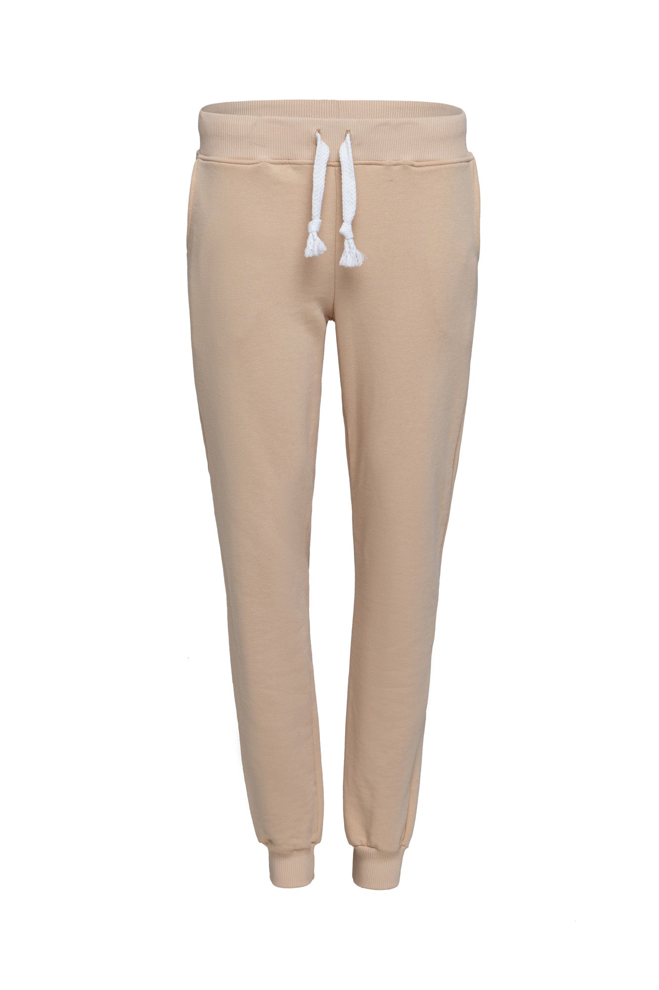 Mid-rise futer pants, elasticized waistband with white drawstring, two slash pockets on the sides.