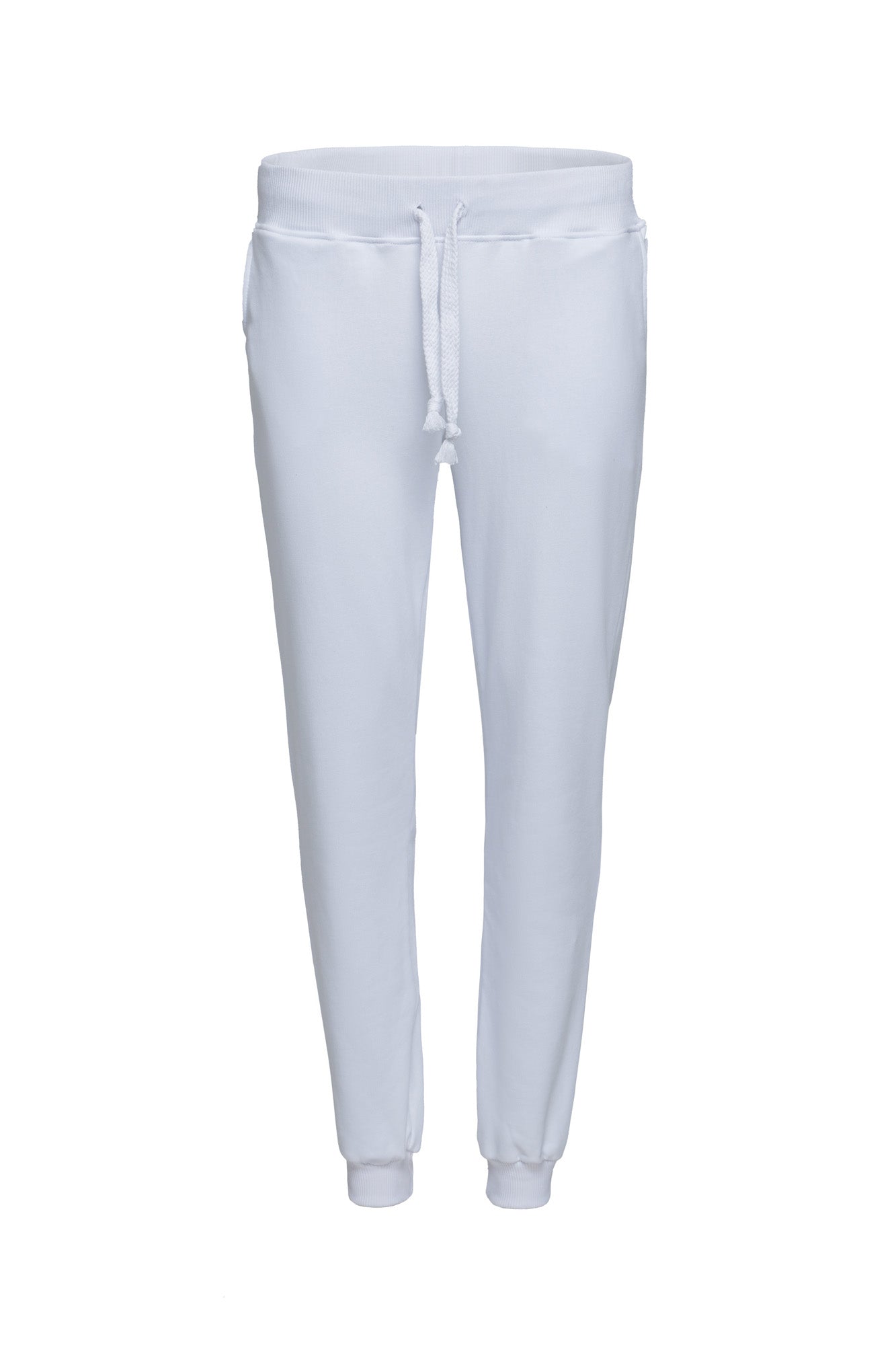 Mid-rise futer pants, elasticized waistband with white drawstring, two slash pockets on the sides.